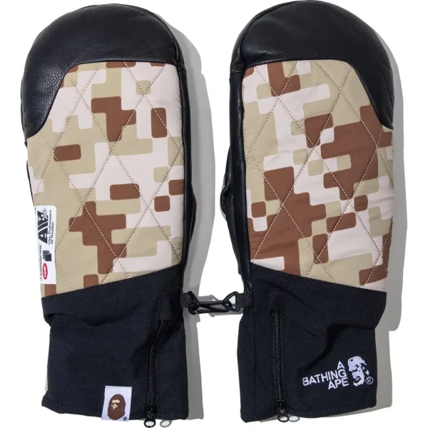 BAPE BY KAZUKI KURAISHI UAP CAMO GLOVES MENS